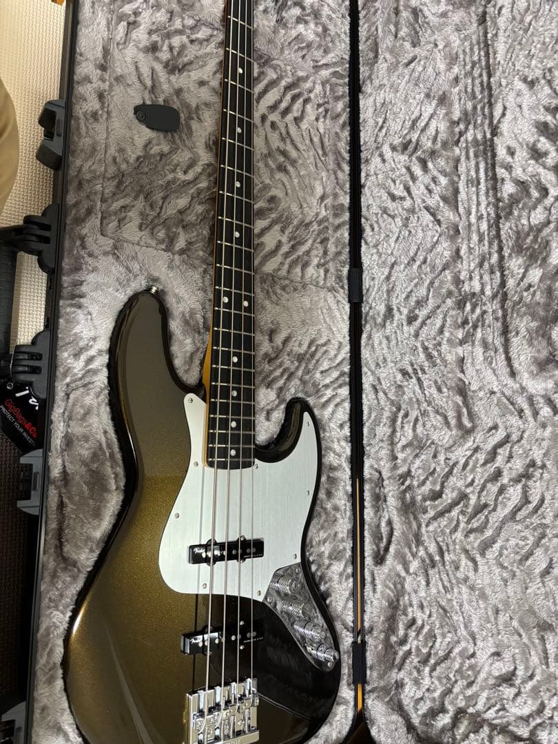 ベース FENDER American Ultra II Jazz Bass