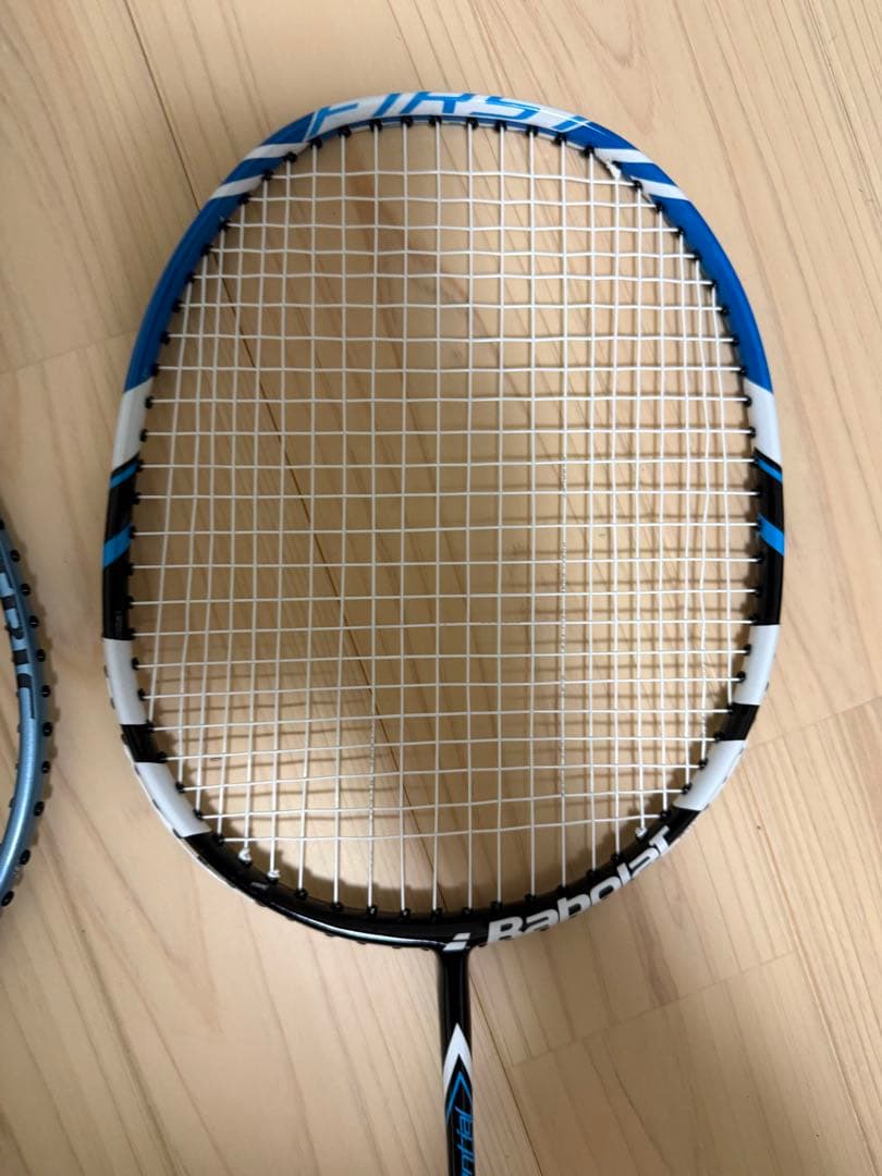【最安値】バドミントンラケット3本セットケース付き！