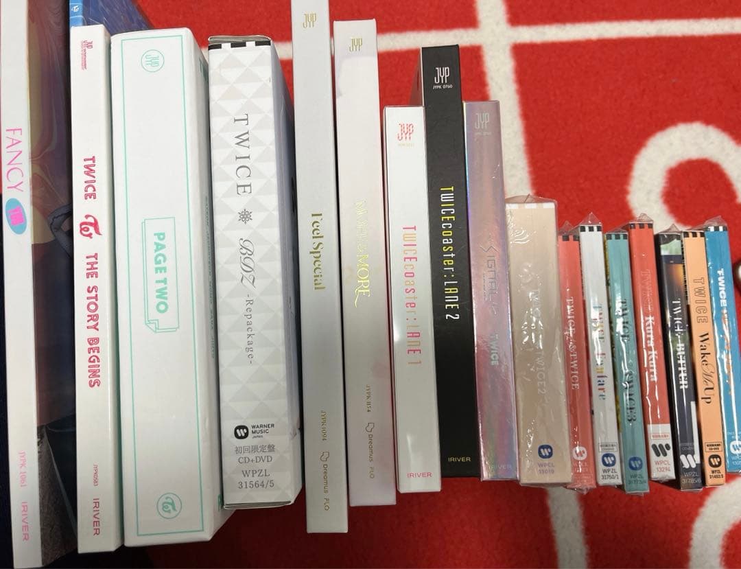 TWICE まとめ売り CD DVD トレカ