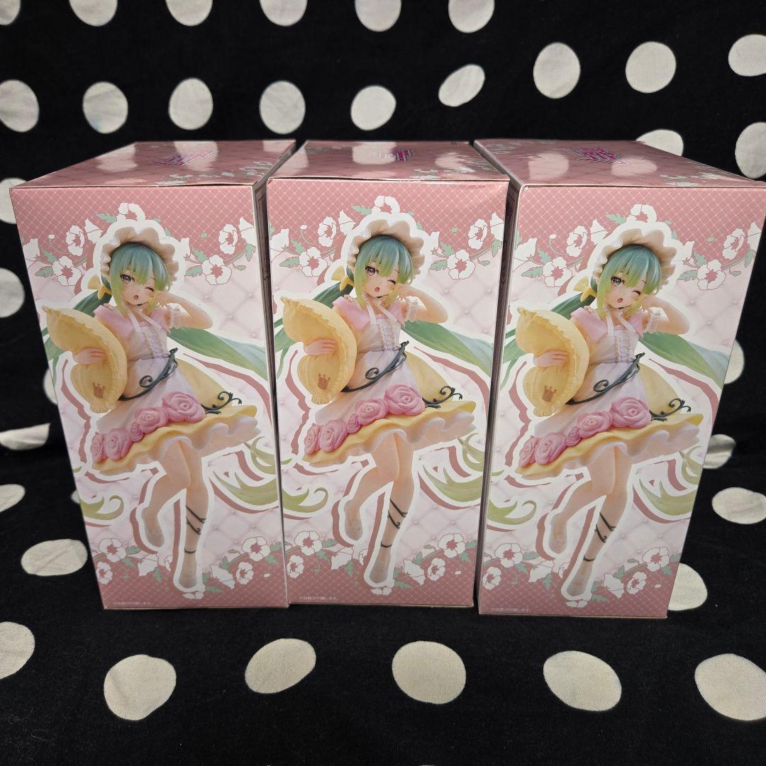【初音ミク　Wonderland　眠れる森の美女　フィギュア】3点セット