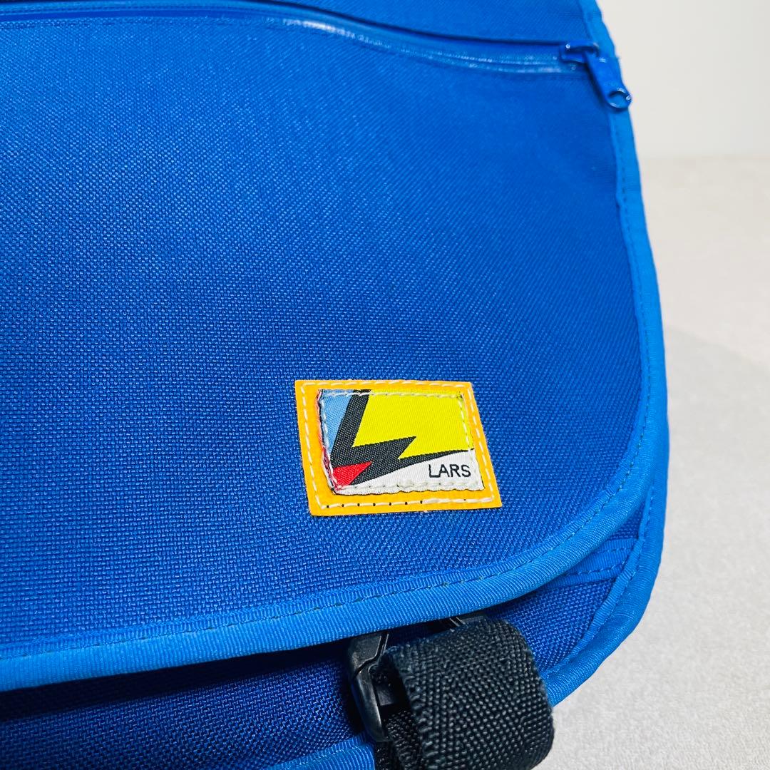 【美品!】LARSラーズ メッセンジャーバッグLIFESTYLEMSSNGR 青