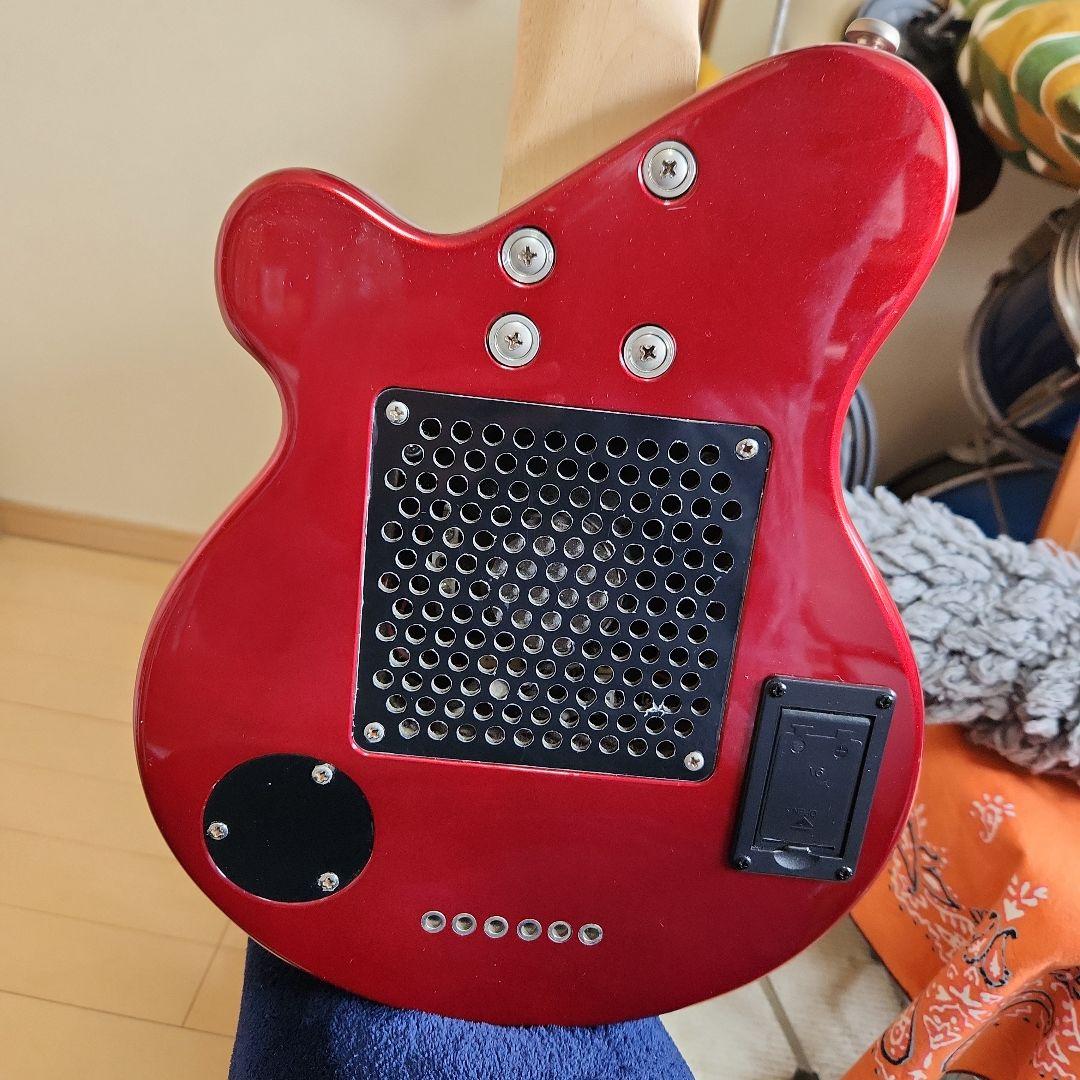 ピッグノーズ　T『ミニエレキギター赤』着払い発送に4～７日