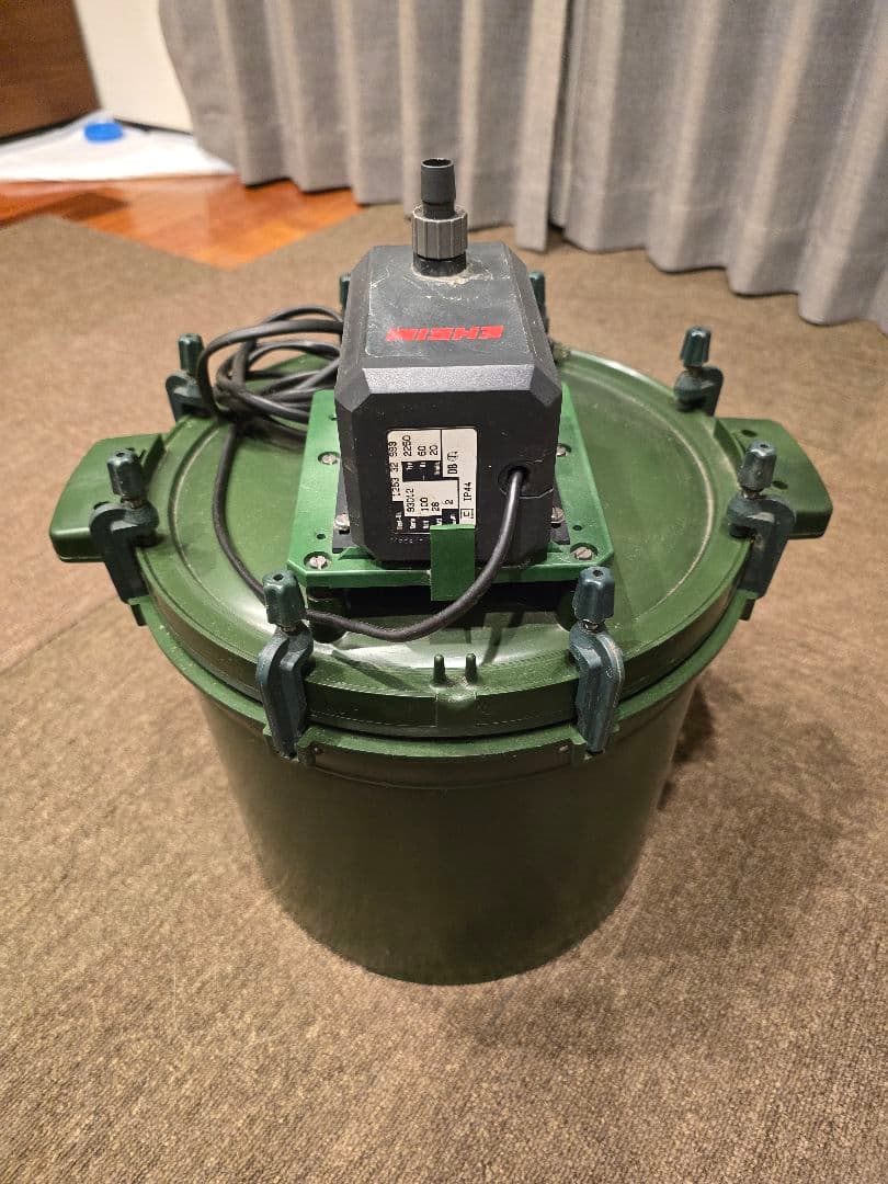 EHEIM　エーハイム　2250　ろ過　外部フィルター　水槽　アクアリウム