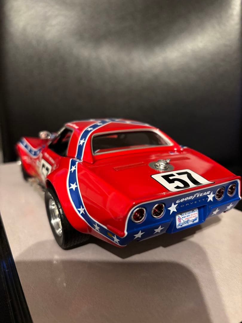 カルーセル１#4601 コルベットＬ-88 1972セブリング　1/18