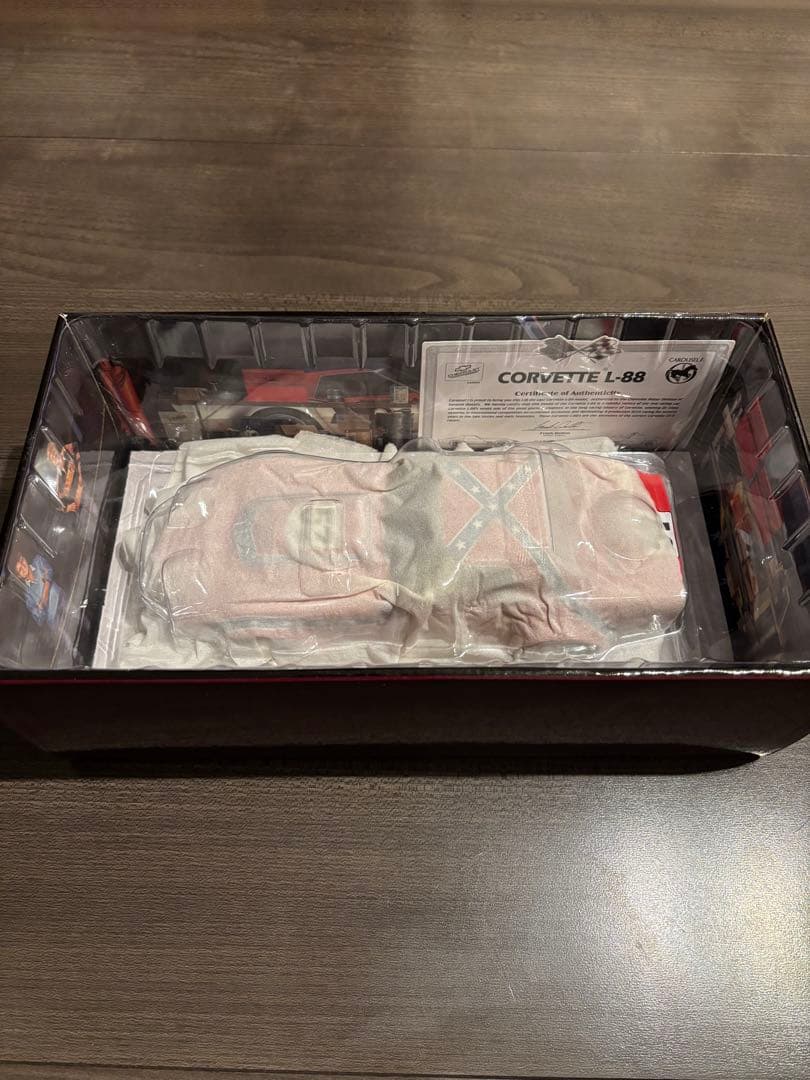 カルーセル１#4601 コルベットＬ-88 1972セブリング　1/18