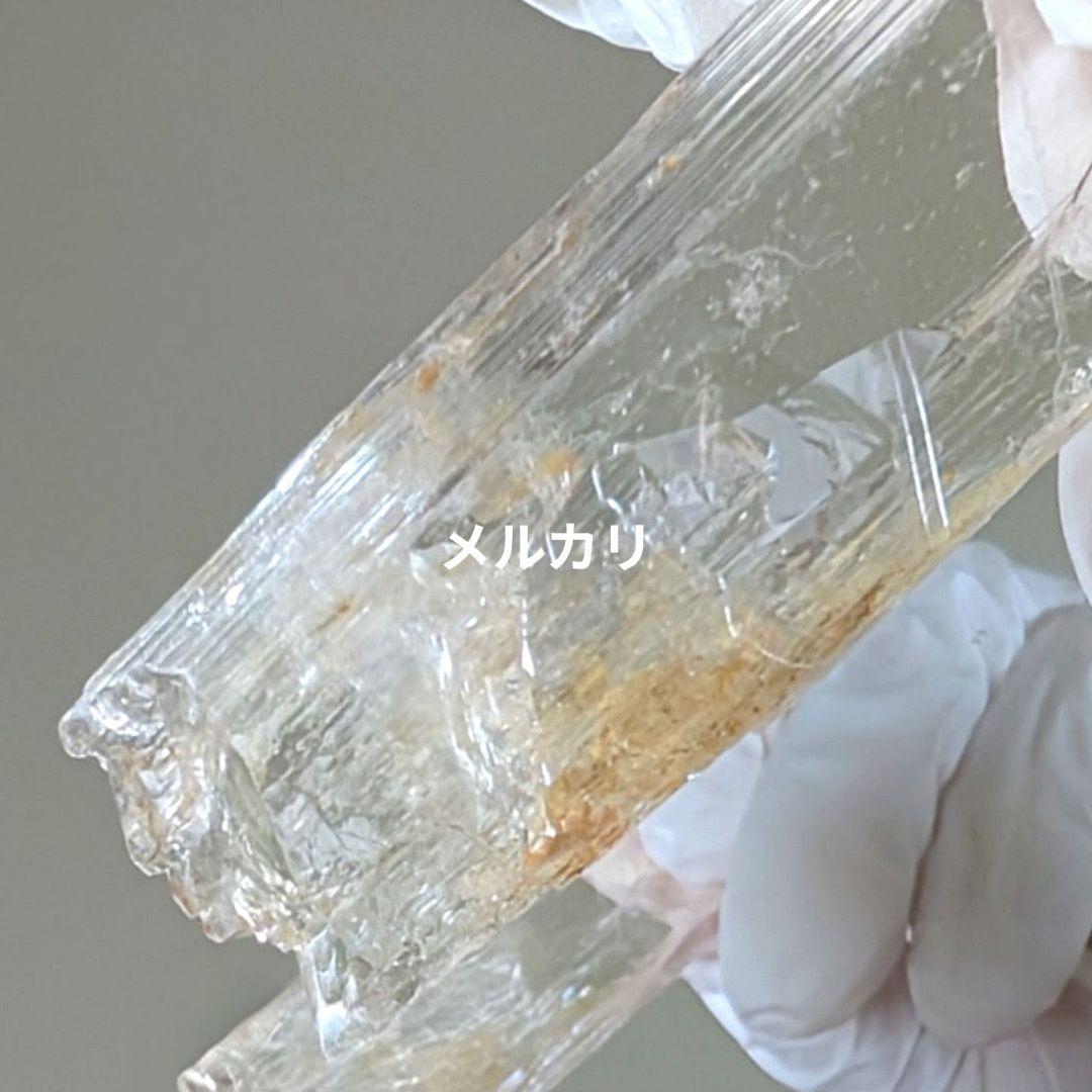 イエロークンツァイト原石