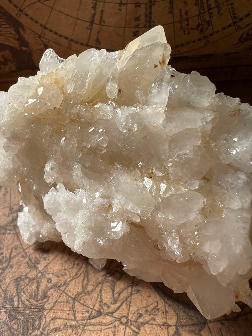 龍脈の精髄 宮崎県産水晶クラスター 龍脈と癒しの光※保護猫活動支援