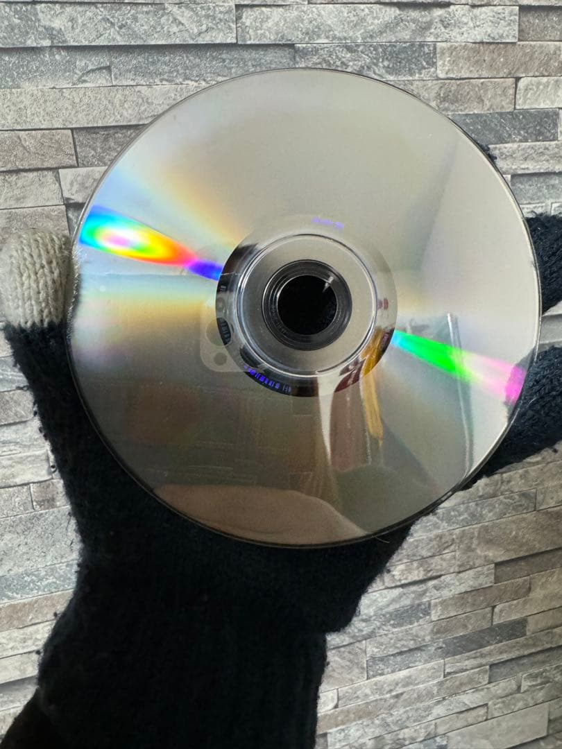 【サイン入り】オレンジの背景の赤い静物 秦基博