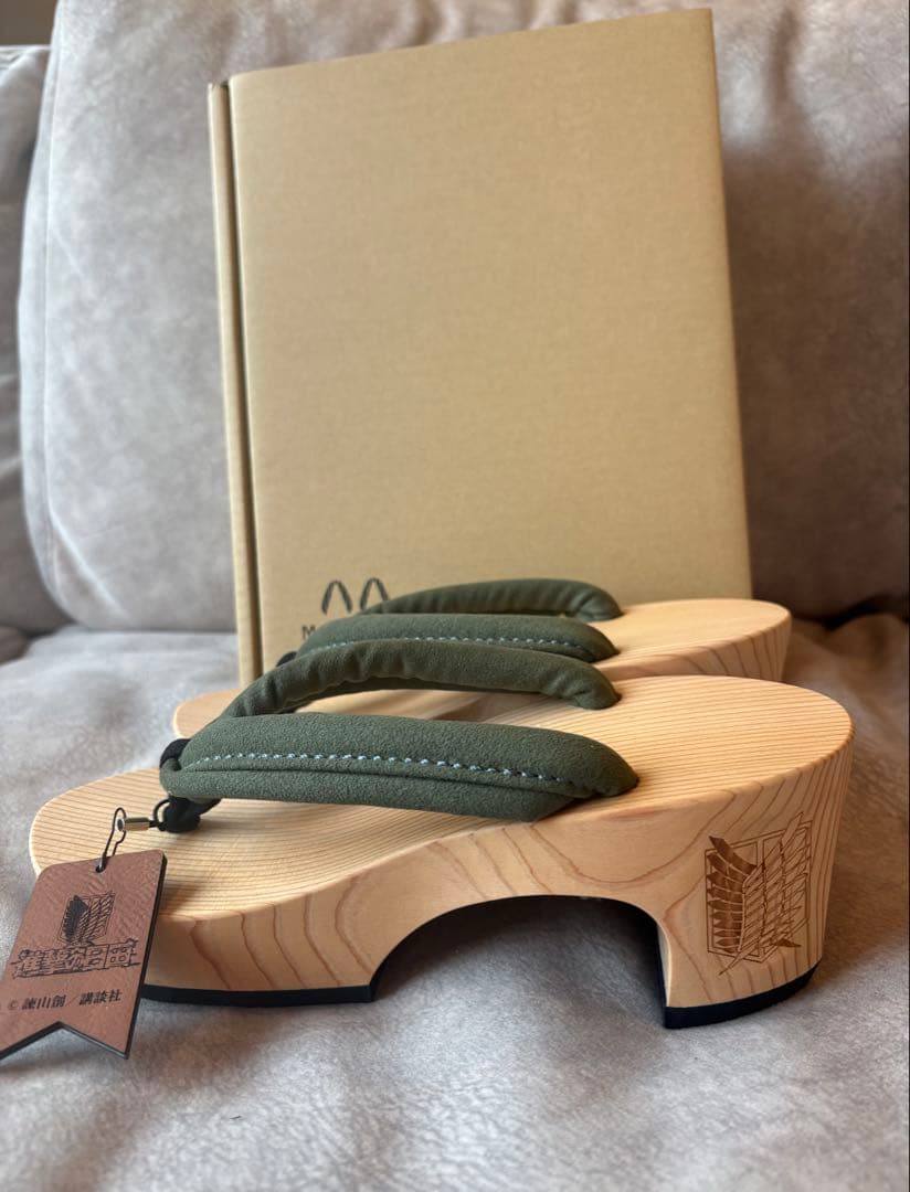 進撃の巨人　進撃の日田　下駄