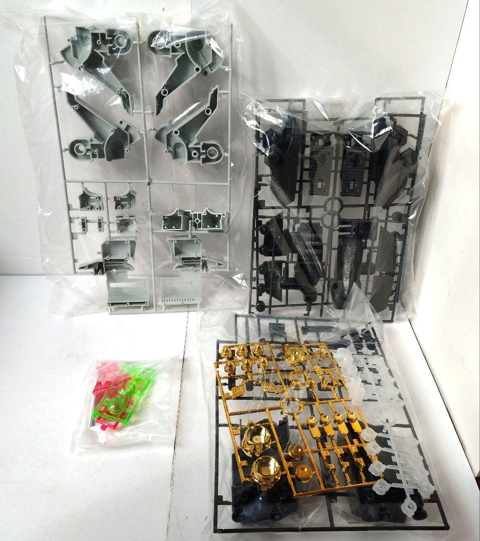 未組立　元祖SDガンダム　0045 聖龍巨神ドラグーンパレス　ガンプラ