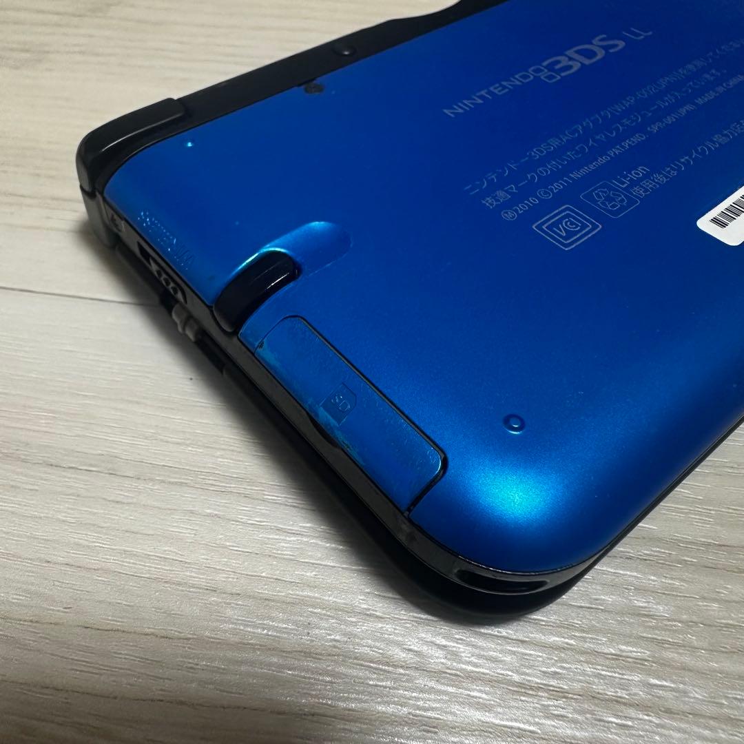 ニンテンドー 3DS LL ブルー×ブラック