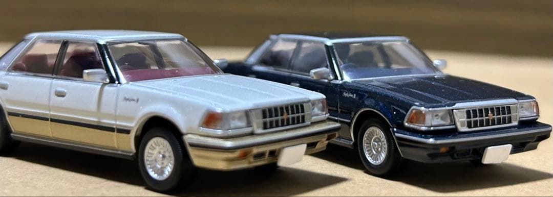 トミカリミテッドヴィンテージネオ トヨタ クラウン ハードトップ 2台セット