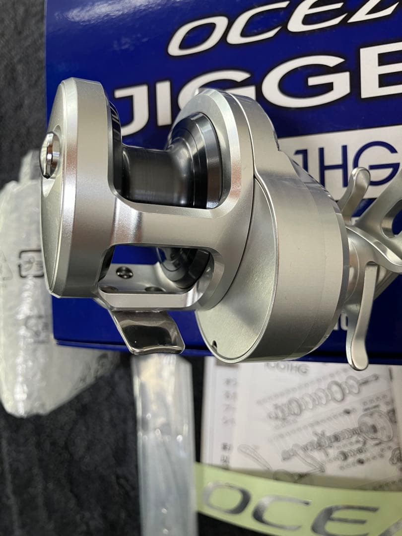 シマノ　オシアジガー1001HG 左ハンドル