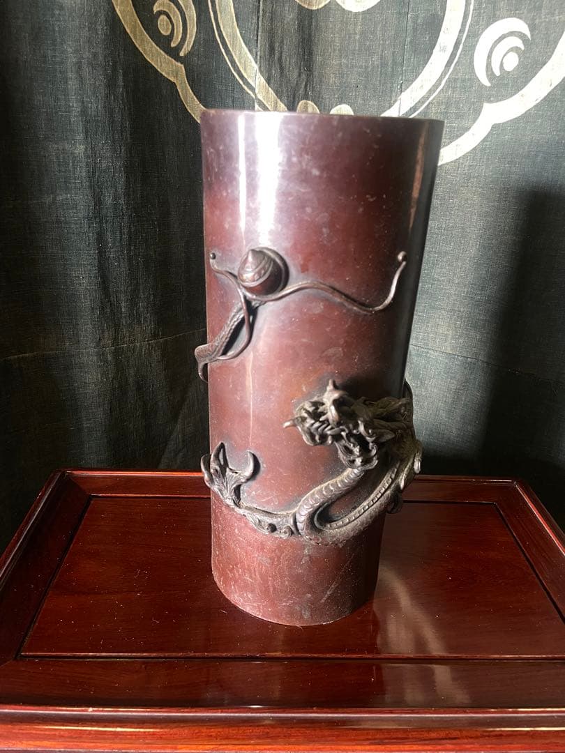 銅器　飛ぶ龍　置物　飾り アンティーク オブジェ アート  銅　レトロ　骨董