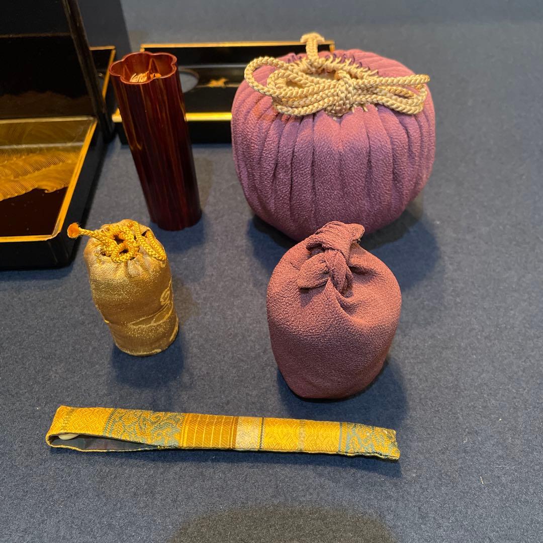 茶道具　茶箱「利休茶箱」※『波千鳥の蒔絵』に※『茶杓は舟の櫓』