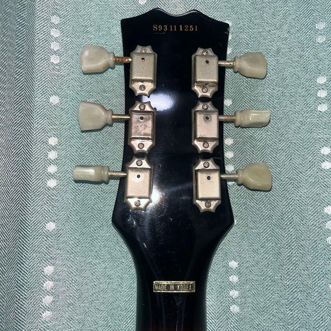 エレキギター フロイドローズ搭載