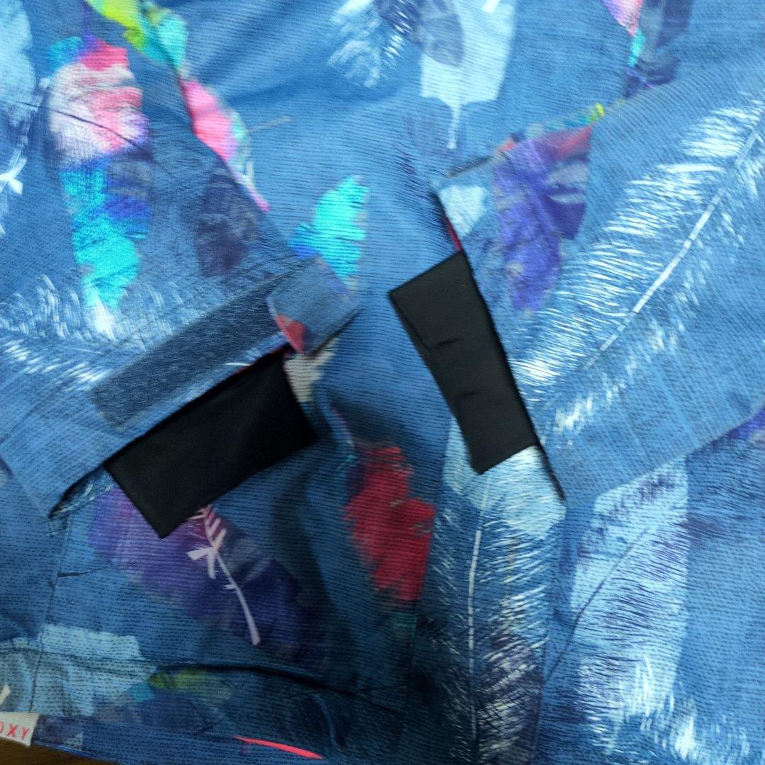 【美品】ROXY　スノボウェア　上下セット　L　総柄　羽根　フェザー　ピンク