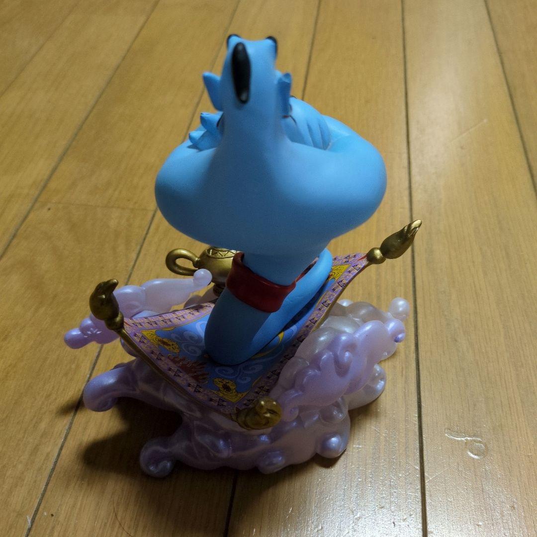 ディズニーストア限定 ジーニー LEDライト フィギュア ルームライト