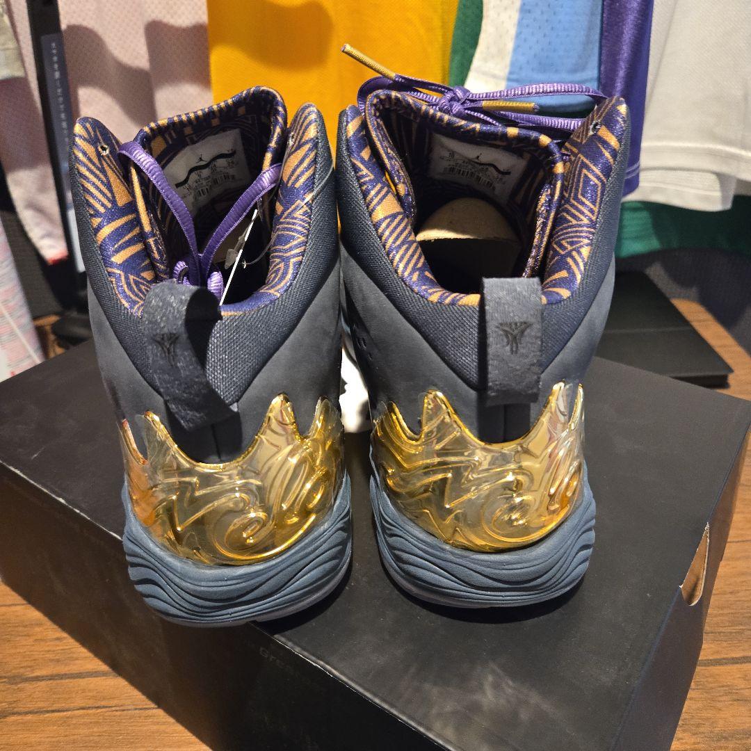 シューズ(男性用) JORDAN MELO 10 BHM