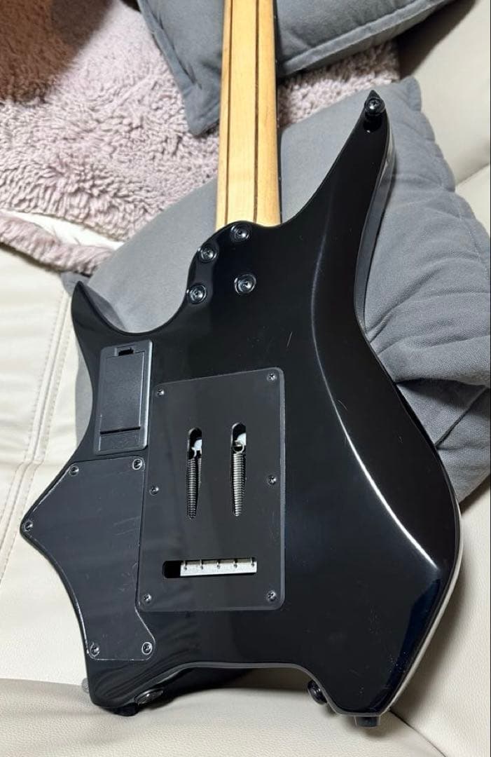 HEX Guitars N700 Transparent Black ヘッドレス