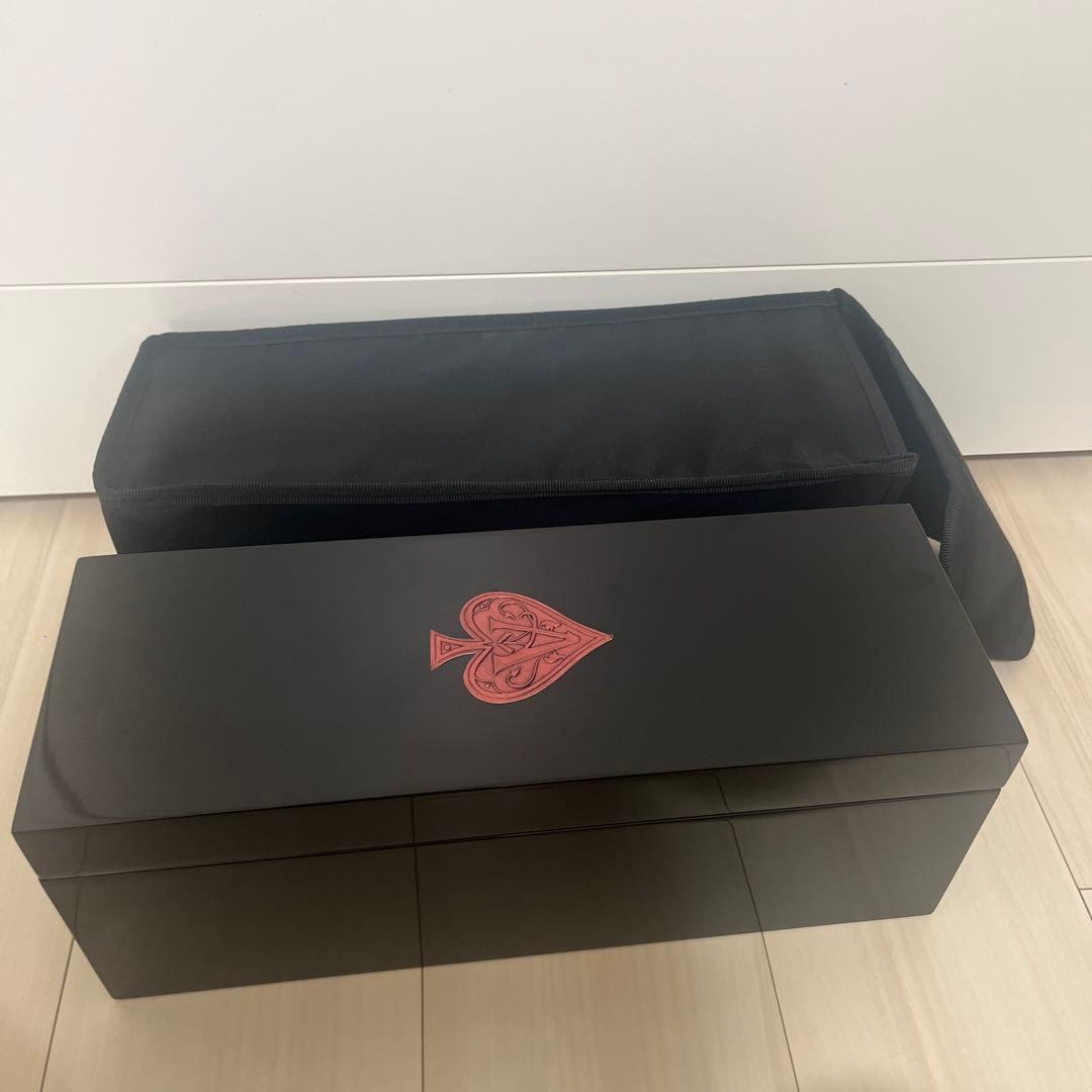 アルマンドロゼ 新品