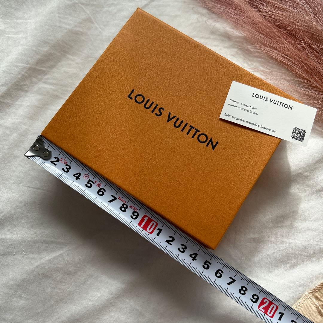 美品　LOUIS VUITTON ギフト箱　ミニウォレット　ギフトボックス