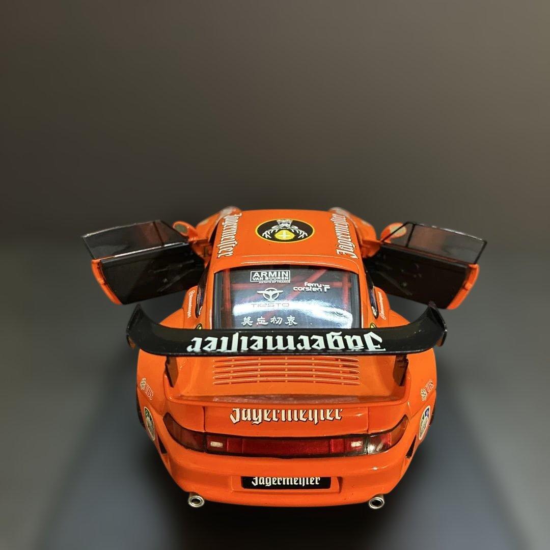 030 RWB ポルシェ 911 1/18スケールダイキャスト ミニカー