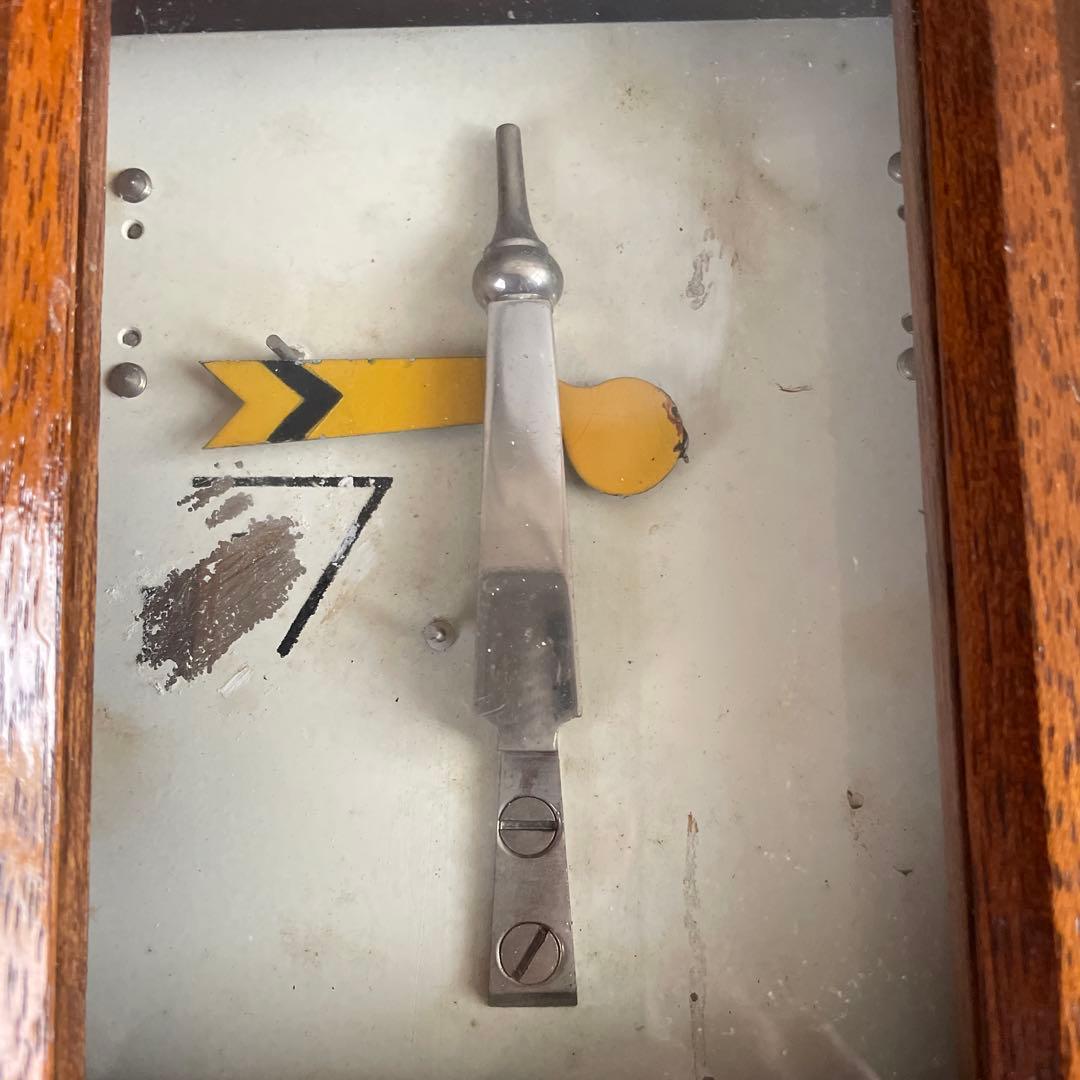 腕木式信号機 信号反応器 一誠電機製作　国鉄廃品　鉄道信号保安装置 信号通信黄色