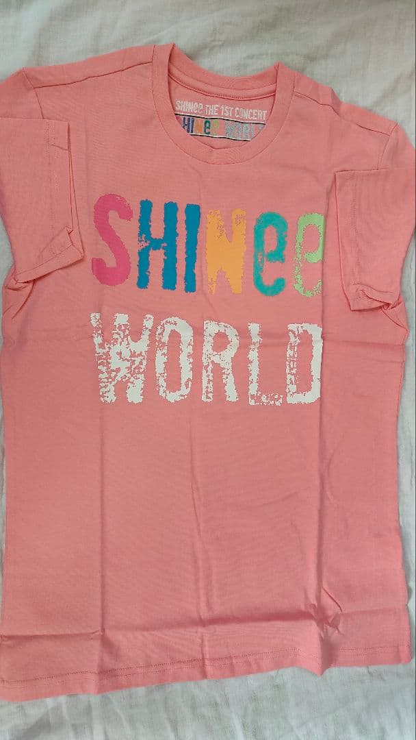 SHINee WORLD 1stコンサート KEY Tシャツ