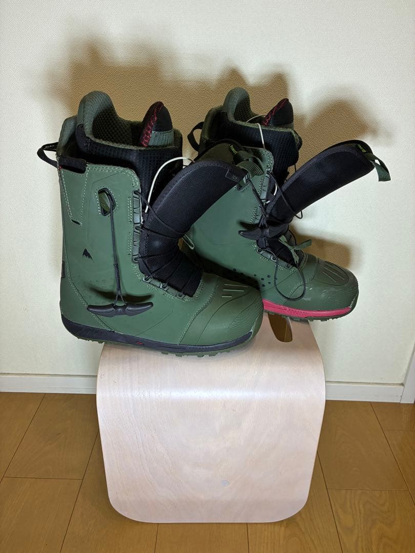 BURTONスノーボード用ブーツ