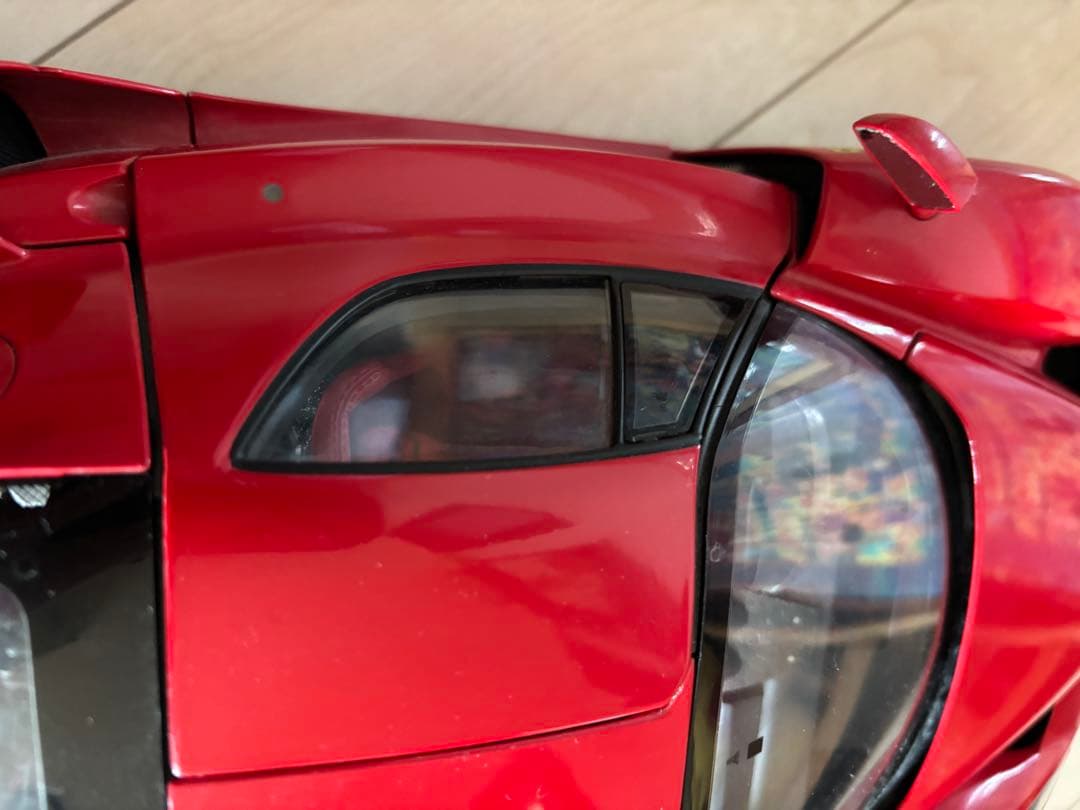 ミスターポン様用。1/10 Ferrari エンツォ 赤 ミニカー