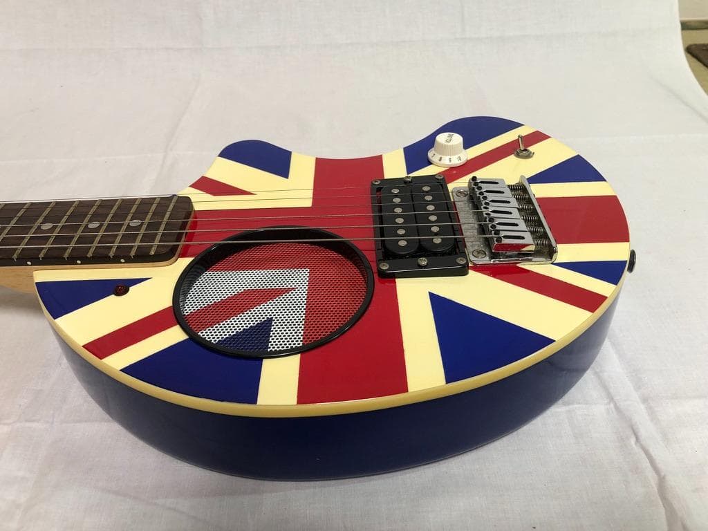 FERNANDES ZO-3 ユニオンジャック フェルナンデス アンプ内蔵