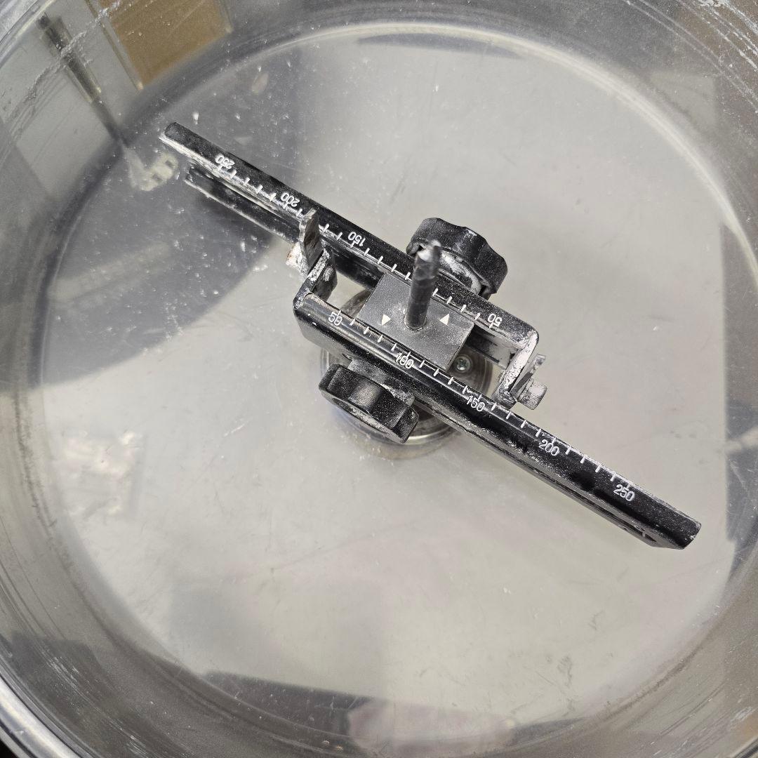 未来　フリーホルソー　FH-250 　天井穴替えライティング工事等に