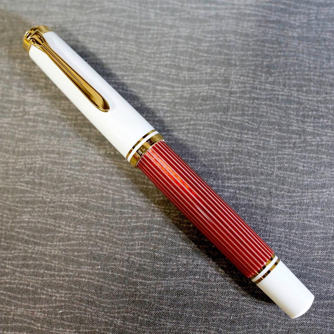 【限定品 極美品】ペリカン 万年筆 Ｍ６００ レッドホワイト スーベレーン
