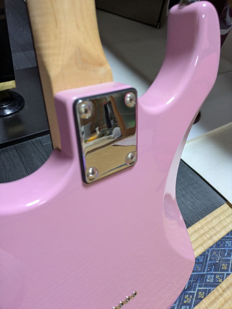 Girly ガーリー エレキギター　ピンク 希少