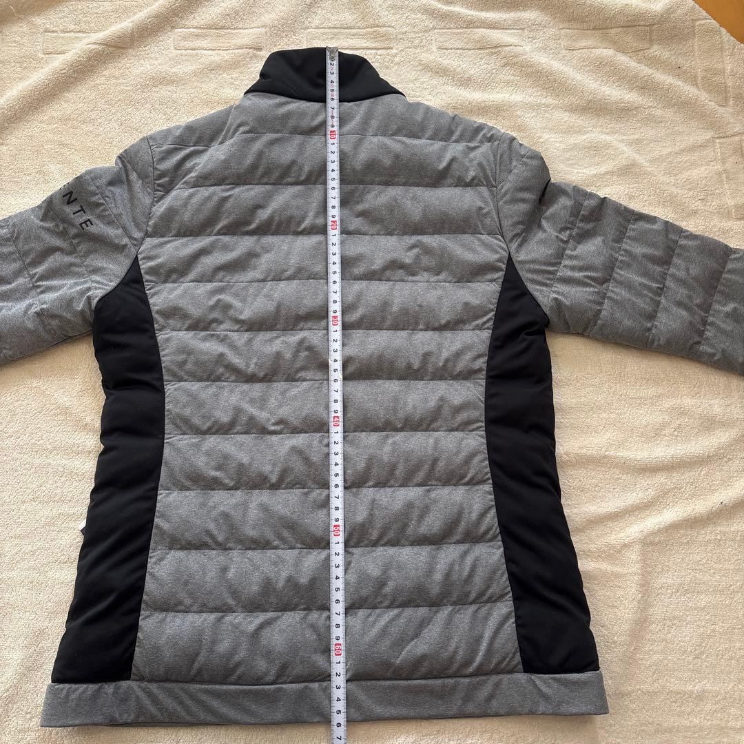 デサントゴルフ　薄ダウンジャケット