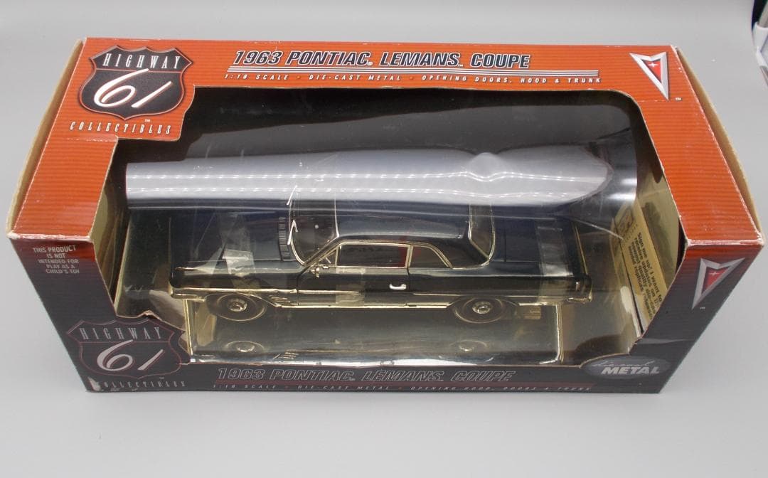 自動車 1963 Pontiac Lemans Coupe 1/18