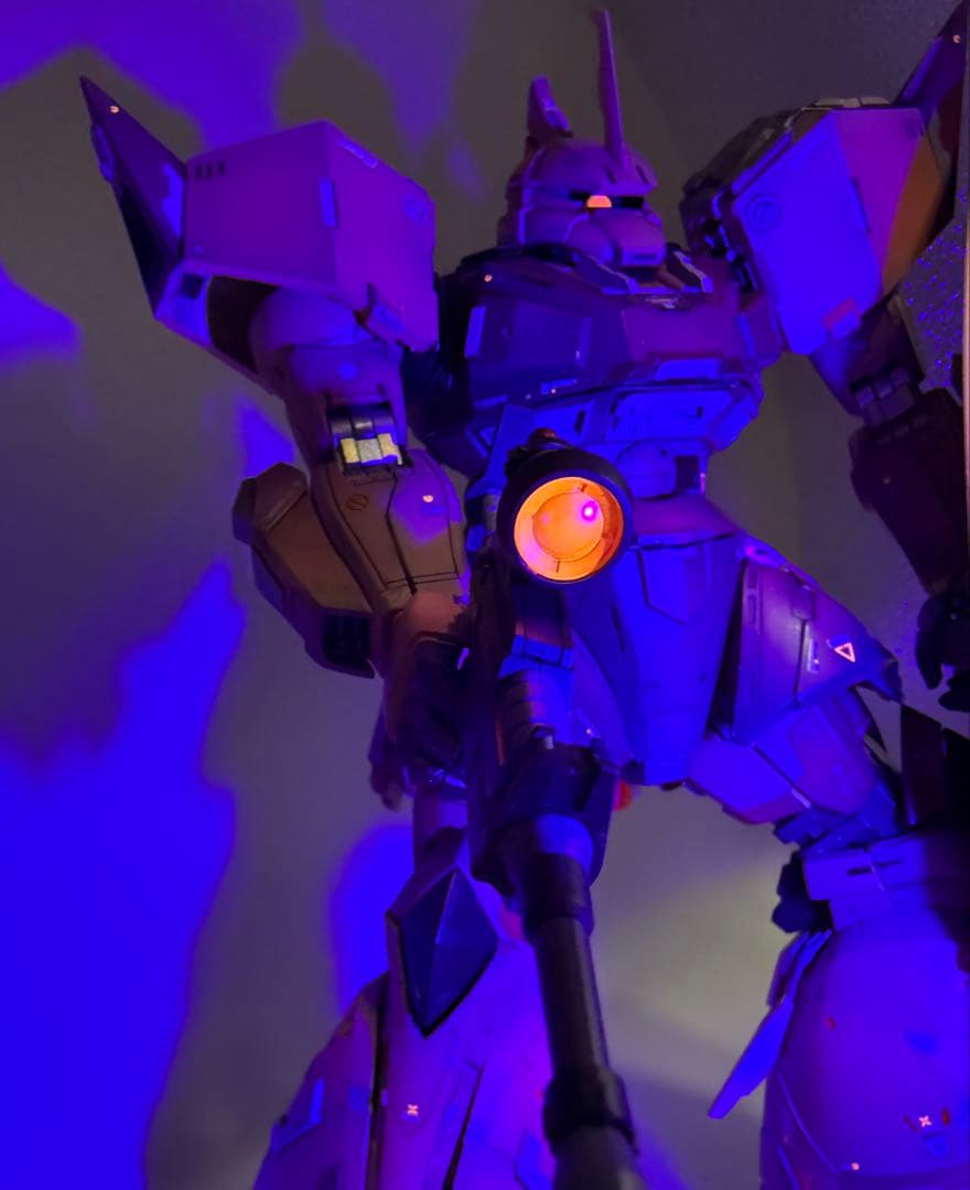 ガンプラ MG 1/100 ゲルググ 全塗装完成品 レジン改造 艶消し仕上げ