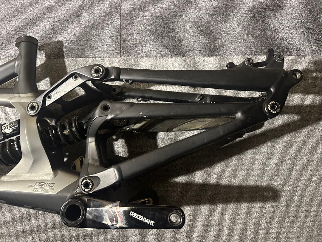 GT Fury マウンテンバイクフレーム カーボン
