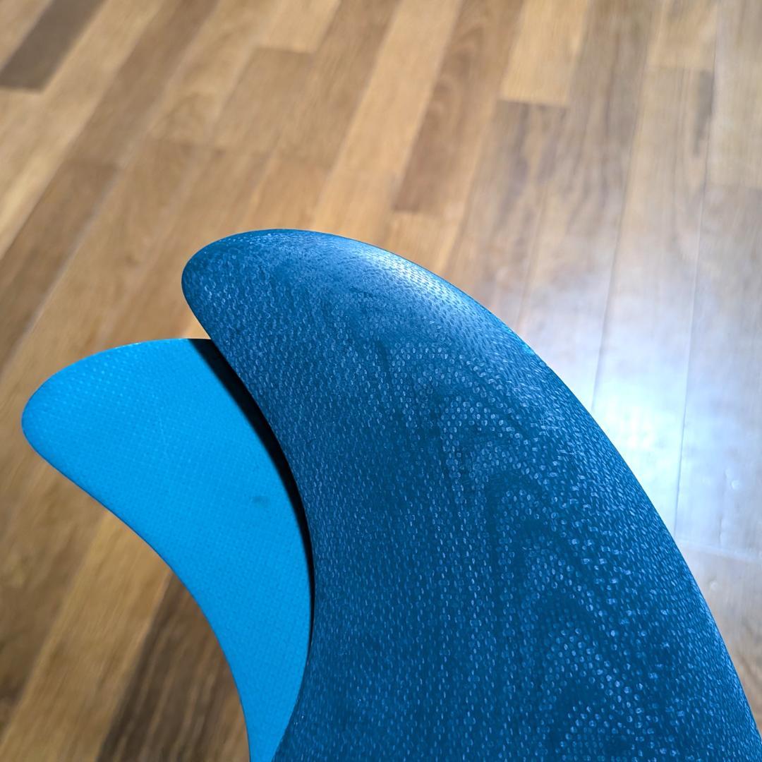 フユーチャー　 futures ENツインフィン ブルー