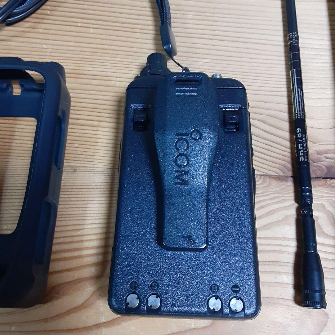 ICOM ID-51 トランシーバー 中古