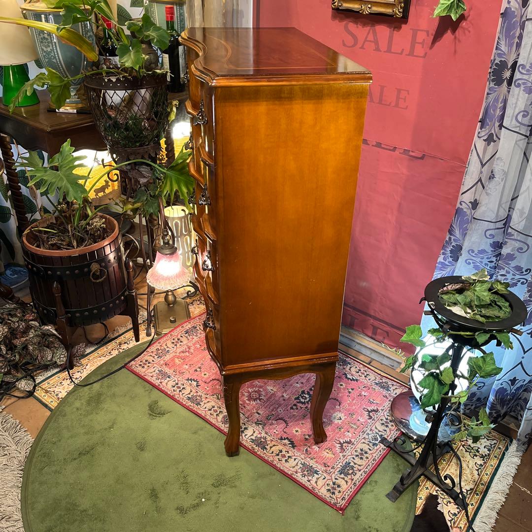 Sale 美品　コンパクトサイズ　アンティーク 象嵌　猫脚　４DRキャビネット