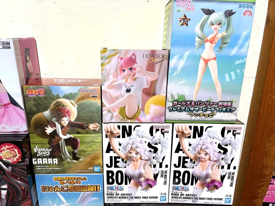 初音ミク 鬼滅の刃 ラストワン ワンピース クレヨンしんちゃん他 14点セット