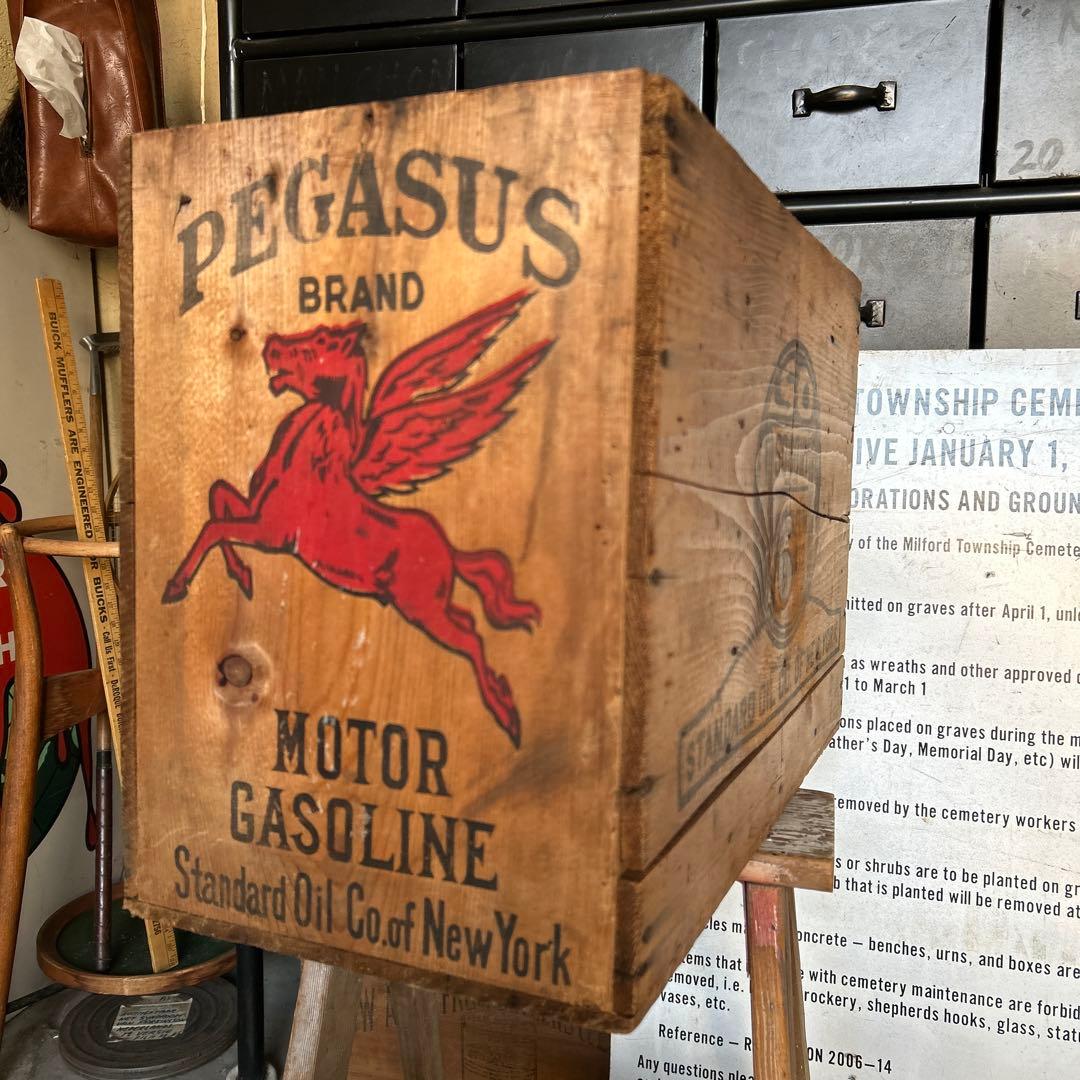 U.S.Aヴィンテージ SOCONY 木箱 vintage wooden box