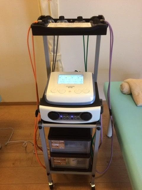 新品未開封　伊藤超短波　イトー　メディカルカートBK　ワゴン　医療用