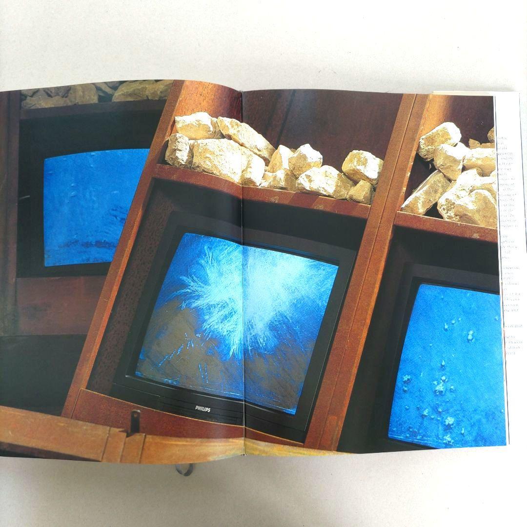 Fabrio Plessi:Opus Video Sculpture/ビデオ彫刻