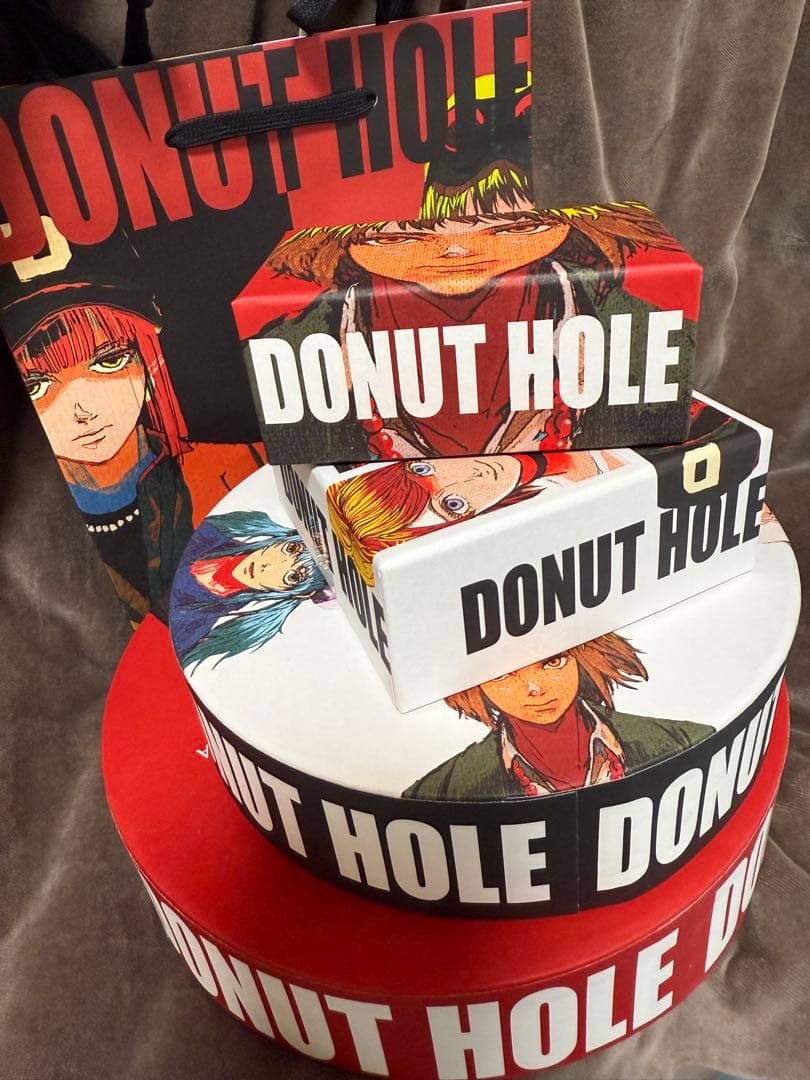 くろねこちゃん&GODIVA×HACHIドーナツホール空き箱セット