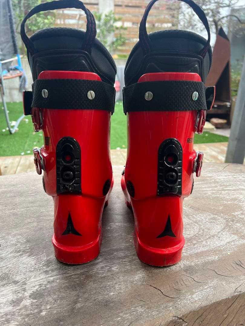 ATOMIC 22.5センチ　スキー用ブーツ レッド