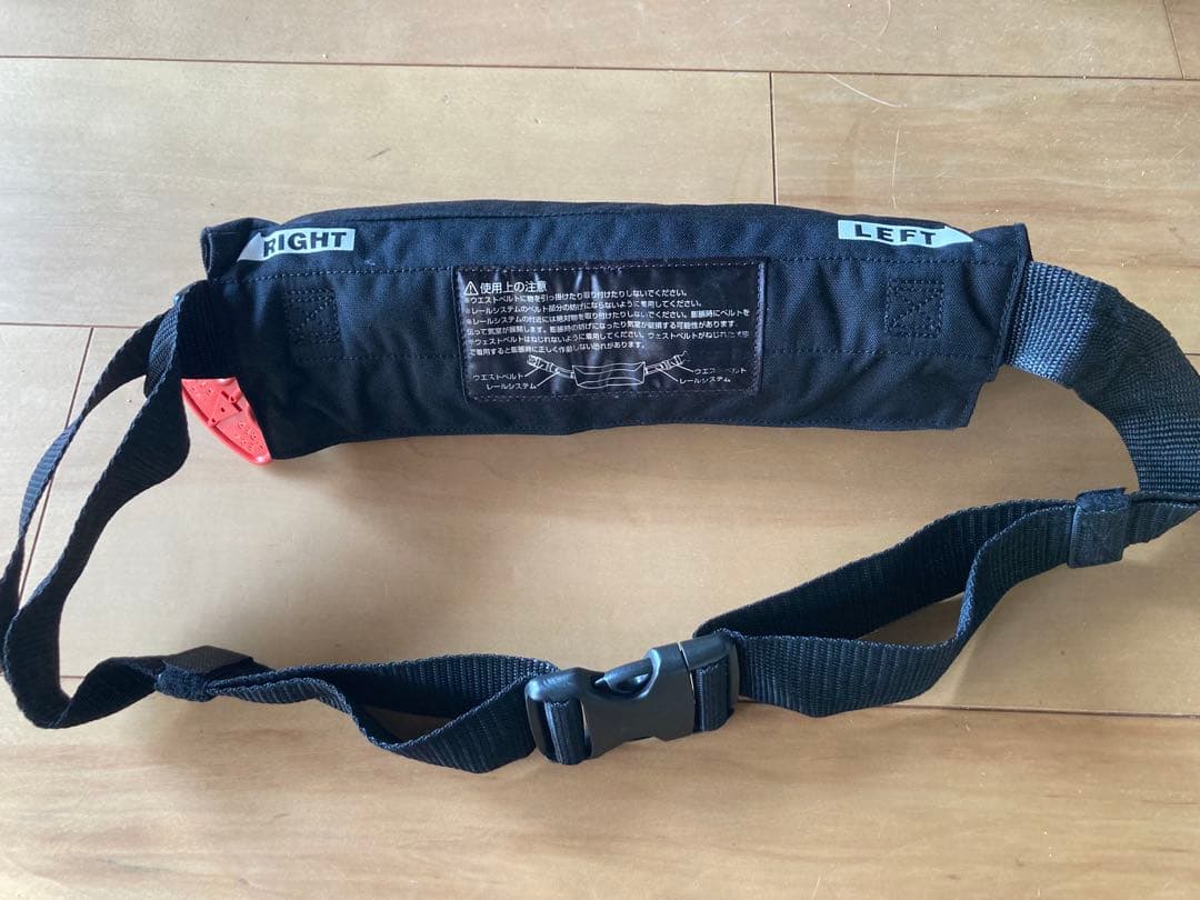 ☆希少☆RAID JAPAN 自動膨張式ライフジャケット桜マーク有りタイプA