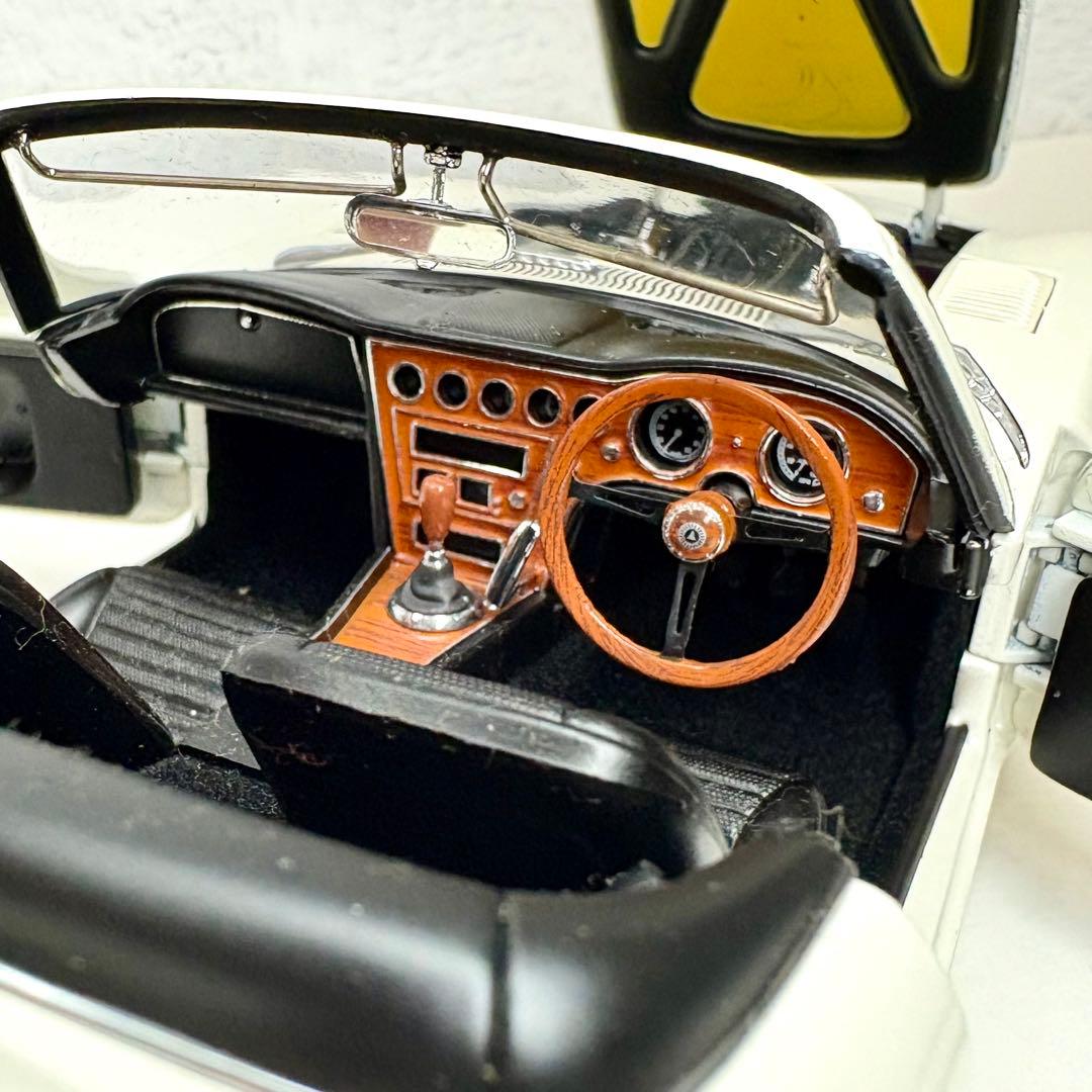 オートアート トヨタ2000GT 007 ボンドカー 1/18 レア